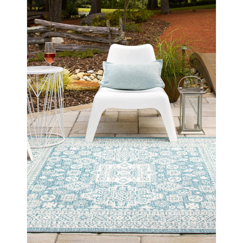 Tapis intérieur / extérieur bleu Danera, Carré 7 pi 10 po