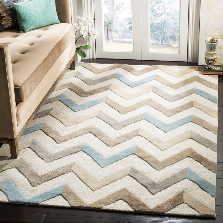 Sanyla Hand Tufted Wool Chevron Rug