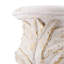 Urne en magnésium 10,2 x 10,2 x 16,9 po avec finition blanche antique et détails sculptés