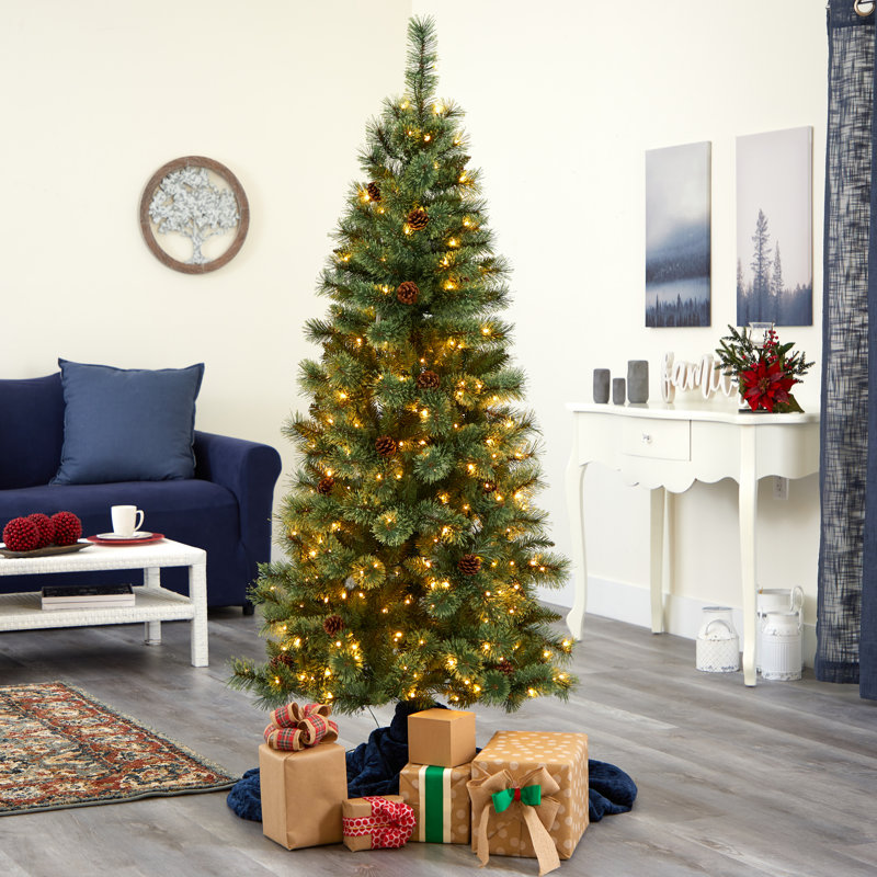 Arbre de Noël vert avec plumes de pin et DEL, H 6 pi
