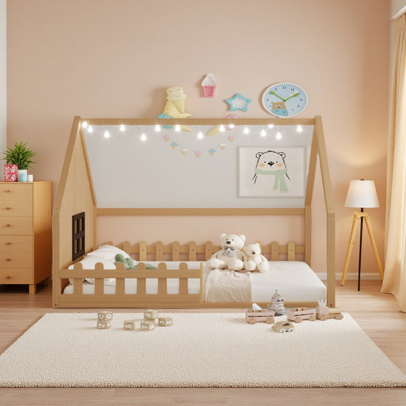 Lit double en bois avec fenêtre et clôture, Naturel