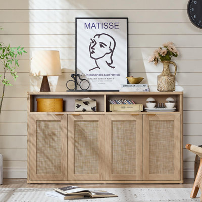 Buffet en rotin 55 po avec 4 portes, buffet de ferme avec tablettes réglables, tablette de rangement ouverte et poignées dorées pour la salle à manger, la cuisine et le salon