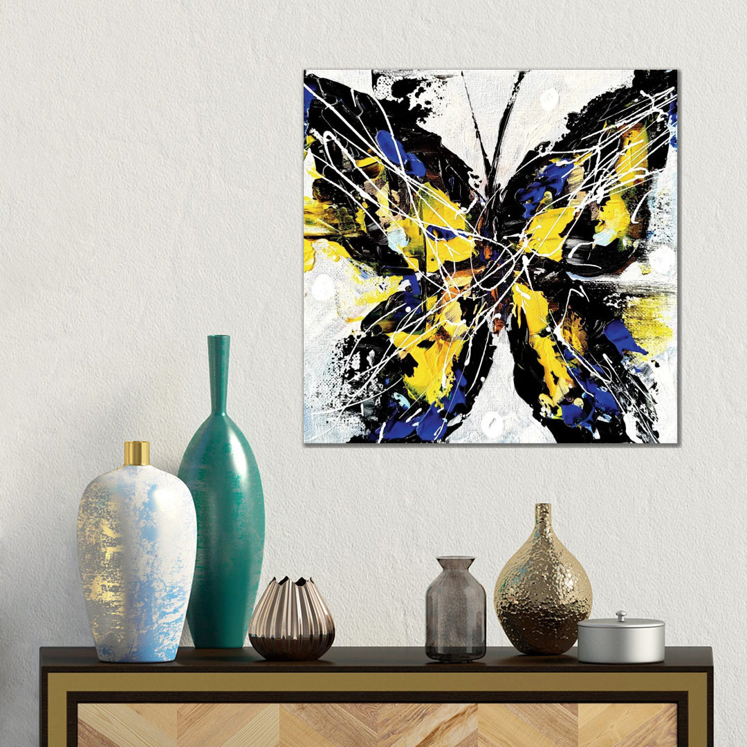 Schmetterling Leben IV von Aliaksandra Tsesarskaya - Ohne Rahmen Galerie-verpackte Leinwand Giclée auf Leinwand