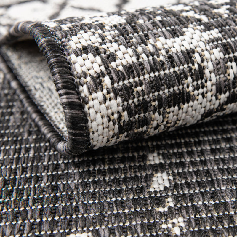 Wilmslow Geometric Indoor / Outdoor Rug, Runner 2' x 4'