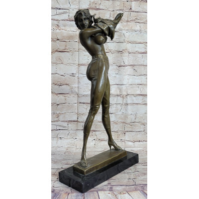 Figurines et sculptures