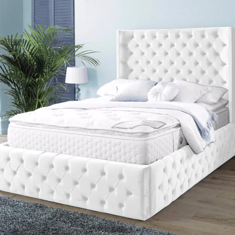 Buckingham Chesterfield Velvet Upholstered Bed Frame - Deep Button, Sprung Slats, White, Kingsize (5')