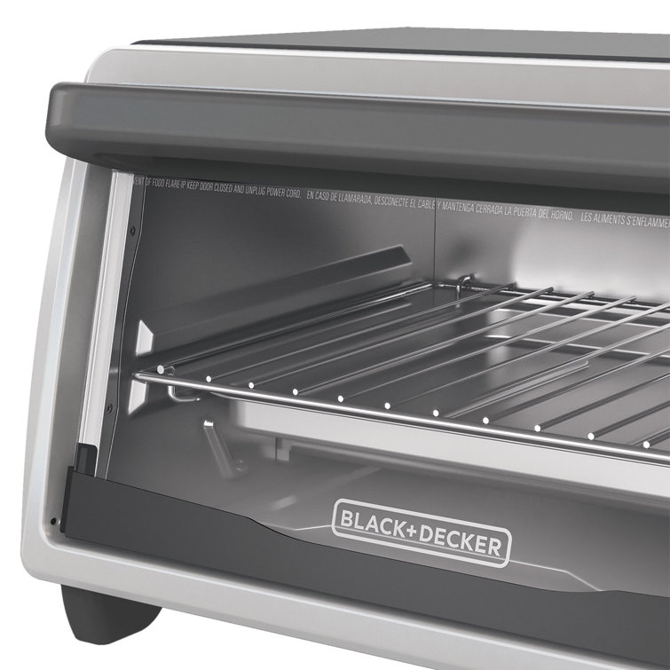 Black & Decker TO1322SBD 4 Slice Toaster Oven Broiler, 19.22 x