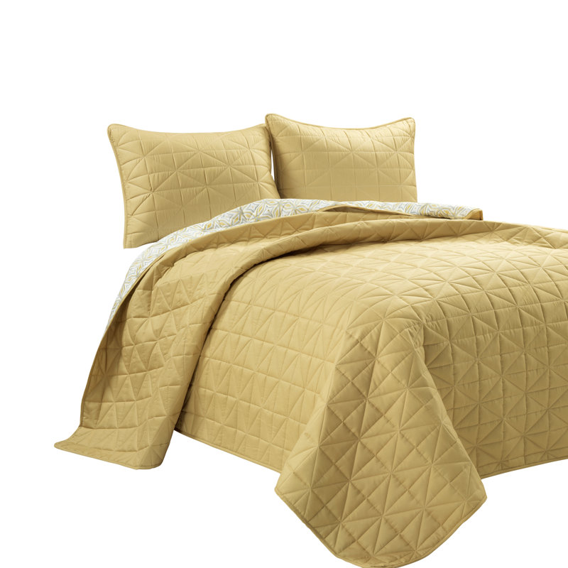 King Yellow Reversible Microfiber Quilt Set