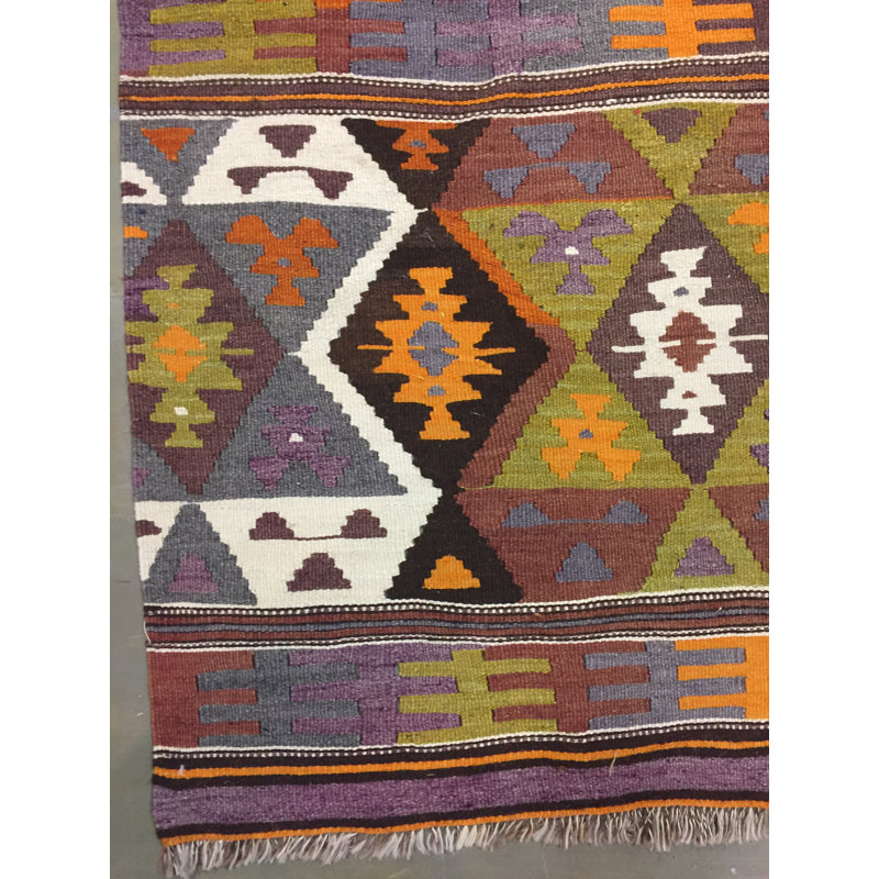 Vintage One-of-a-Kind 5' X 9' Area Rug
