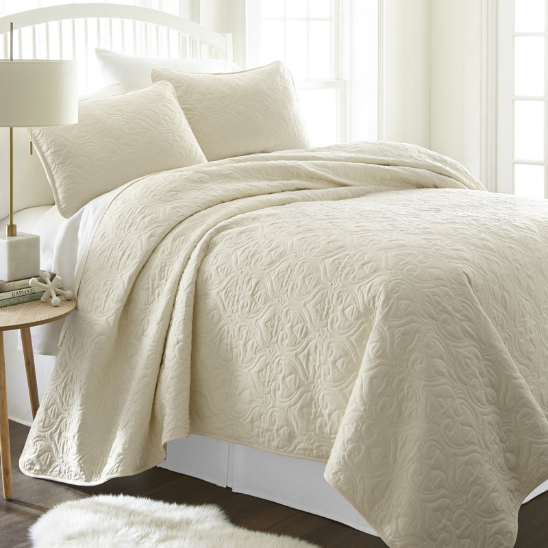 Ivory Full Microfiber Quilted Coverlet Set
