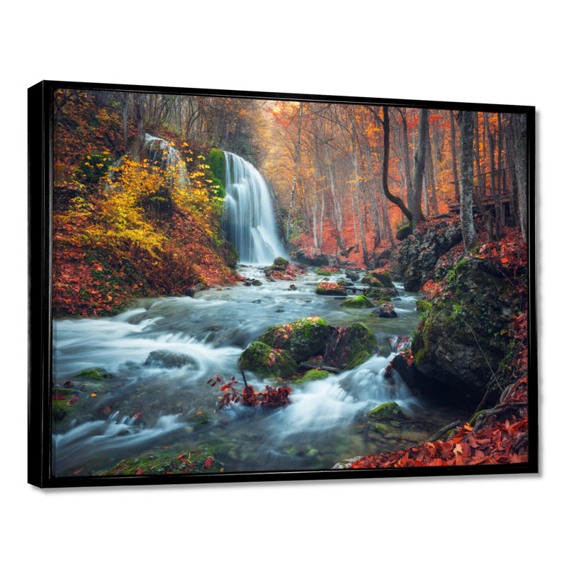 Autumn Mountain Waterfall Long View - Reproduction de photo sur toile tendue, H 24 po x l 32 po, Noir