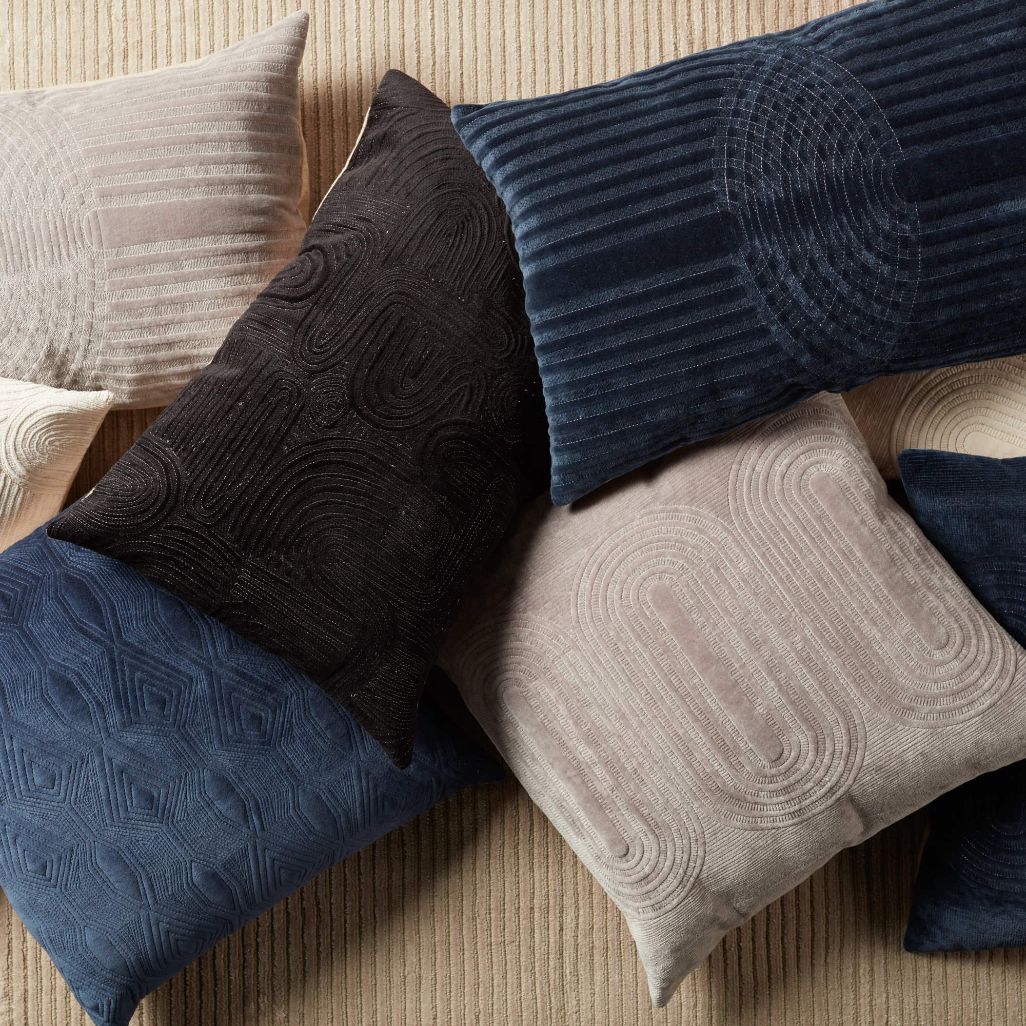 Ramona Square Cotton Pillow Cover & Insert, Steeple Gray/Silver/Silver Sconce, 100% Polyester
