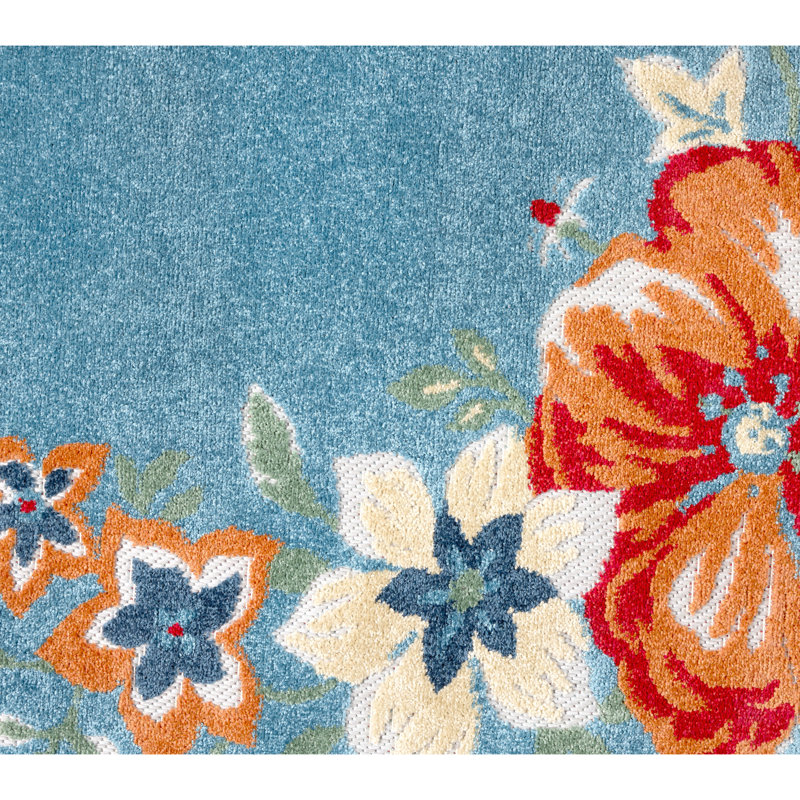 TOWN & COUNTRY EVERYDAY Hibiscus Bloom Border Modern Floral Outdoor Rug Light Blue/Red, Rectangle 7'10" x 10'2"
