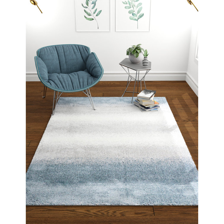 Avey Geometric Area Rug in Wh/Blue