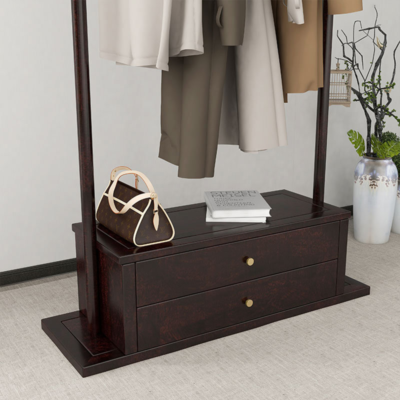 Portemanteau classique avec rangement élégant