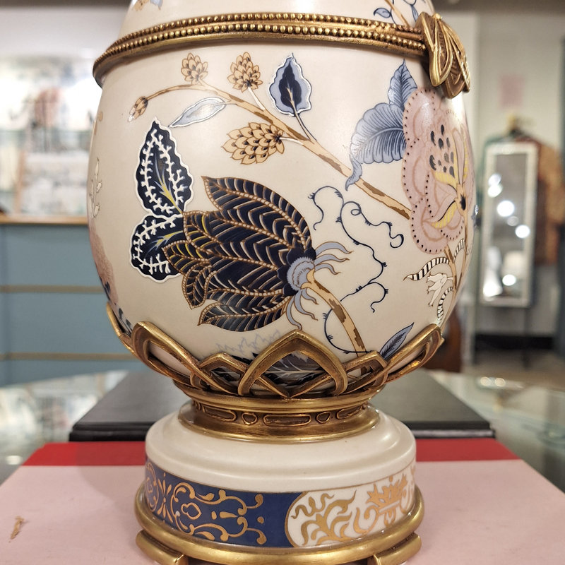 Porcelain Egg Shaped Hinged Box
