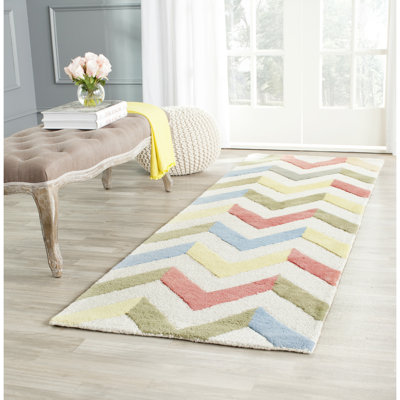 Ellicott Hand Tufted Wool Chevron Rug