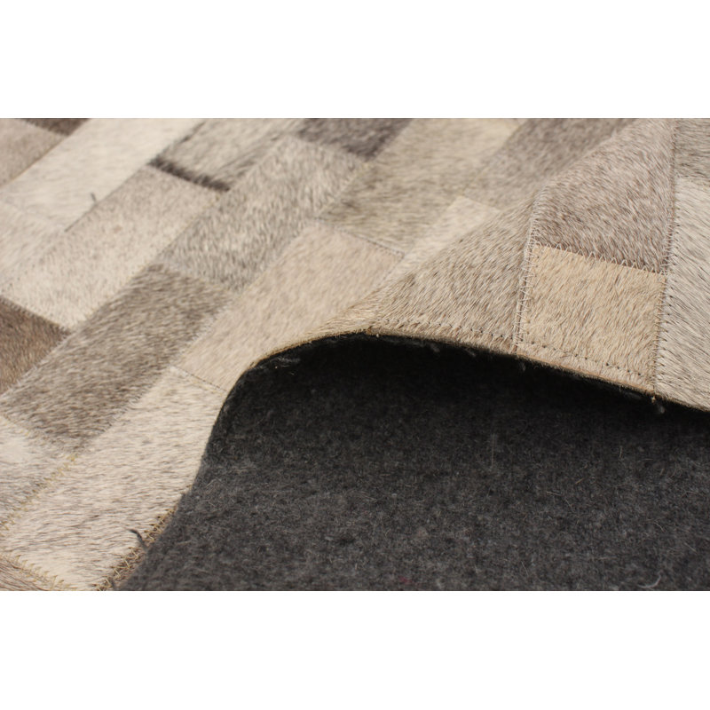 Tapis gris vache fait main Chisholm