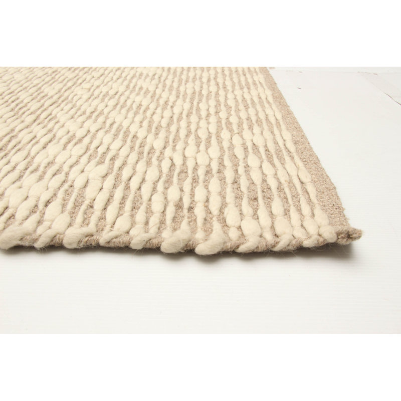Tapis crème Sienna 5 pi 5 po x 7 pi 7 po
