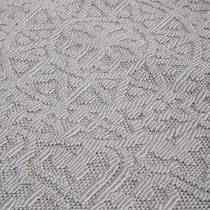 NAAR Guros Collection 8X10 White / Ivory / Medallion Indoor / Outdoor Area Rug, Rectangle 7'9" x 10'