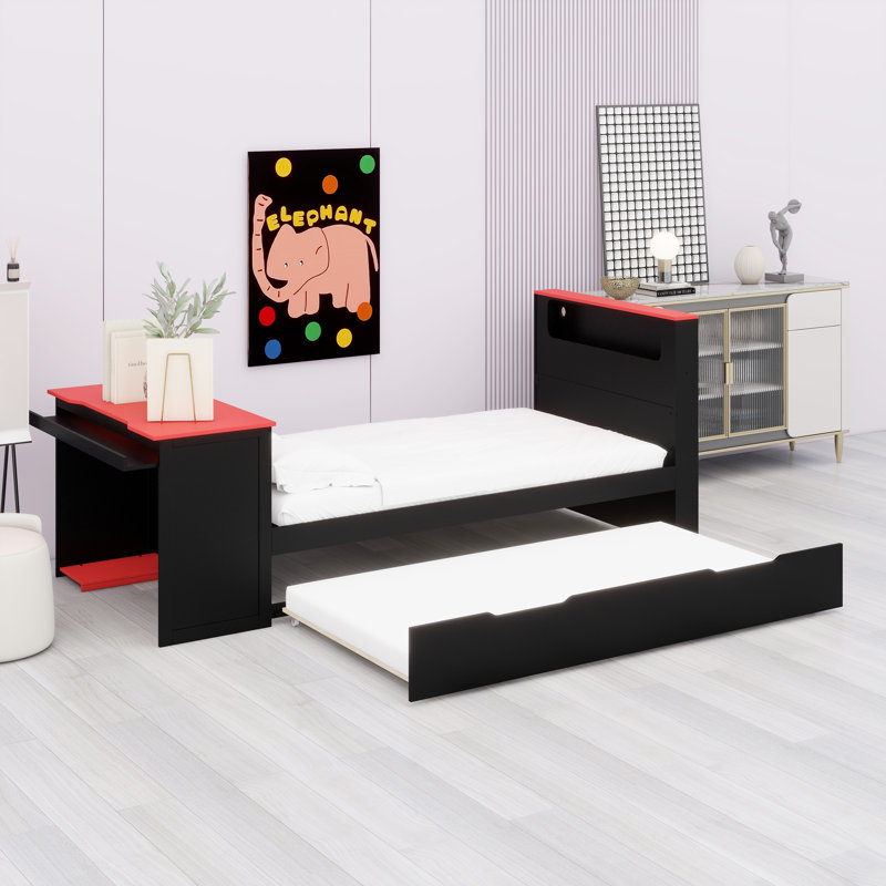 Solution de lit de jour peu encombrante avec tiroir de couchage supplémentaire, bureau dédié, système d'éclairage et technologie de connectivité