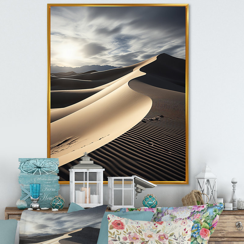 Beatric Égypte, paysage des sables de l'histoire I - reproduction, H 32 po x l 24 po x P 1 po, Cadre flottant doré