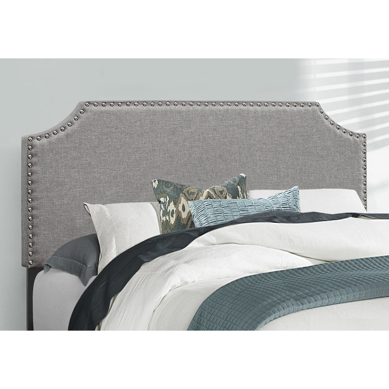 Lit pleine grandeur de style transitionnel avec garniture chromée - aspect lin gris