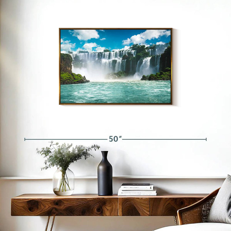 Enchanteresse des chutes d'Iguazu, Cadre flottant doré, 31 po x 21 po