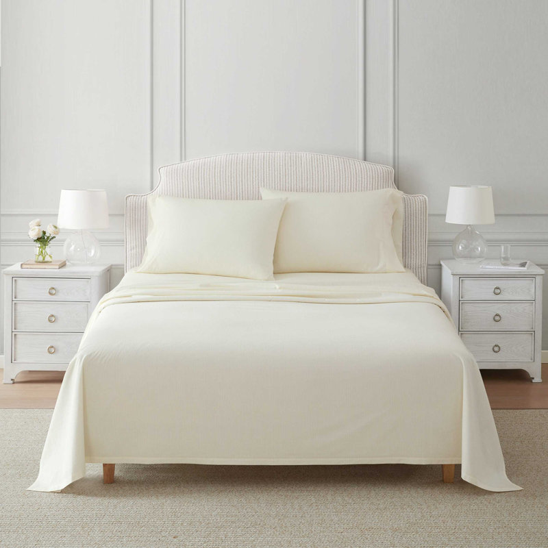 Martha Stewart Cotton Percale  Sheet Set, Queen Sheet Set with 2 Pillowcases, Yellow Stripe