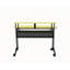 Bureau de studio d'enregistrement de musique jaune et noir