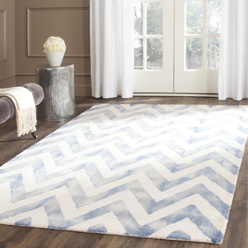 Chou Hand Tufted Wool/Cotton Geometric Rug in Ivory/Blue, Rectangle 6' x 9'