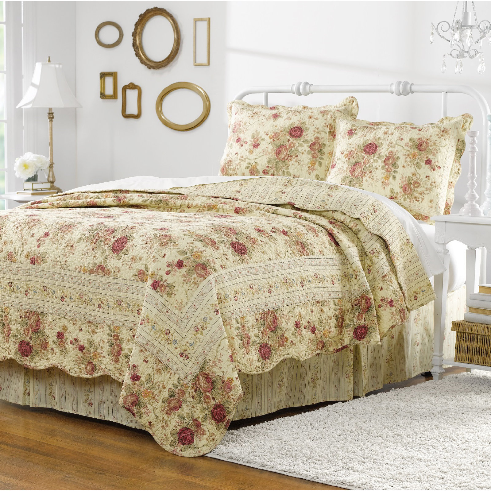 Antique Rose Cotton Reversible Quilt Set, Twin/Twin XL Quilt + 1 Sham, Ecru