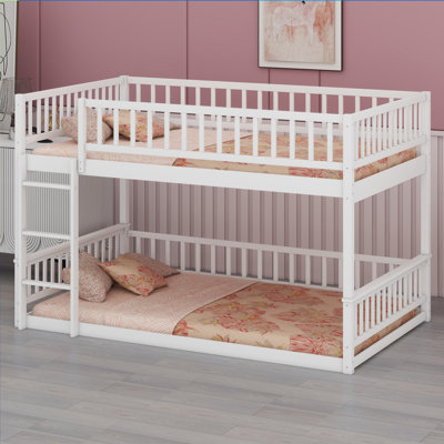 Bunk Bed With Ladder And Guardrails