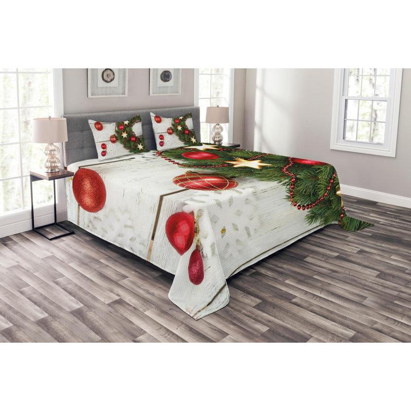 Traditional Polyester Coverlet, King Coverlet + 2 Shams