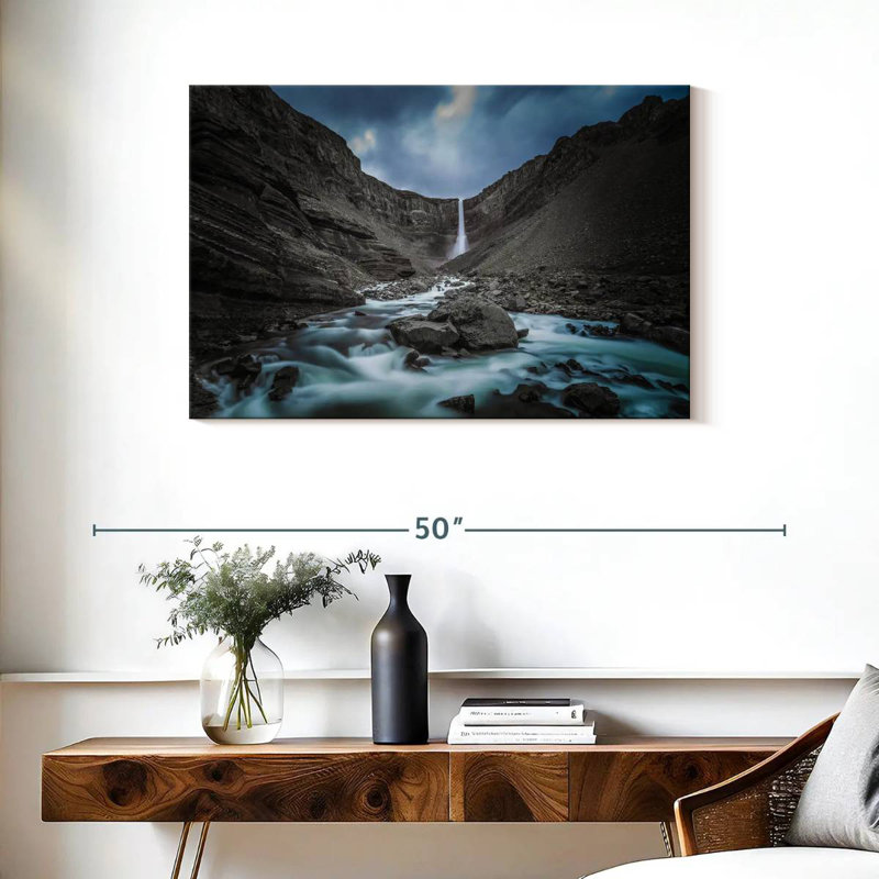 Cascade Alvord Hengifoss, H 24 po x l 36 po