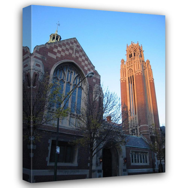 University of Chicago, H 24 po x l 18 po
