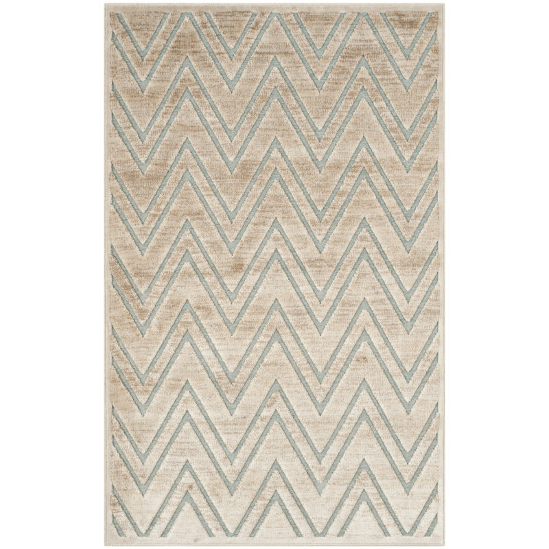 Vernie Chevron Area Rug, Rectangle 122 x 170 cm