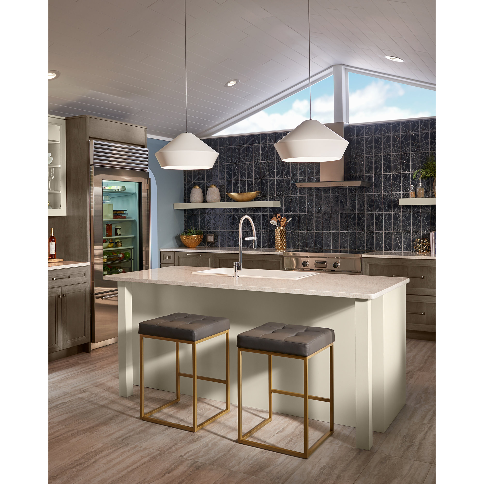 Brummel Single Light Metal Dimmable Pendant, Yes, White