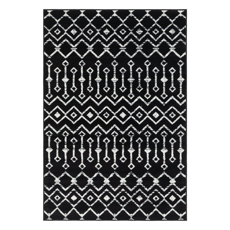 Selim Geometric Indoor Rug, Rectangle 4'1" x 6'1"