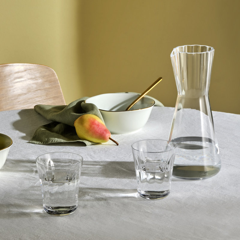 Lady Carafe, Clear