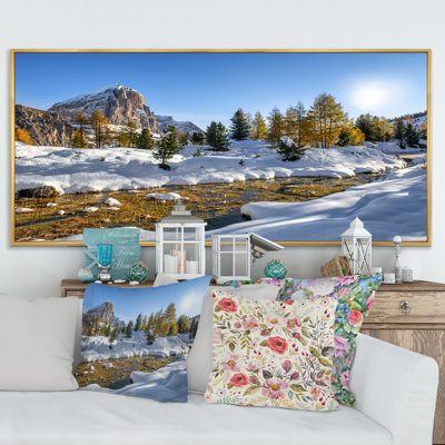 «Early Winter Landscape in the Snow», photographie sur toile