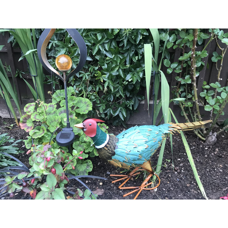 Noyack Metal Garden Statue
