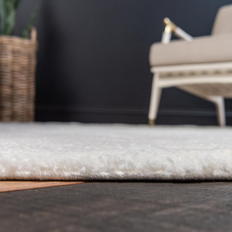 Sarenna Indoor Rug, Oval 3'3" x 5'3"