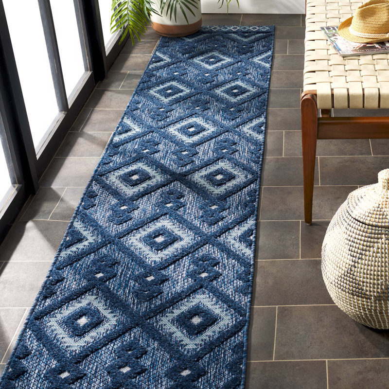 Laiyah Performance Geometric Indoor/Outdoor Area Rug, Runner 2' x 10'