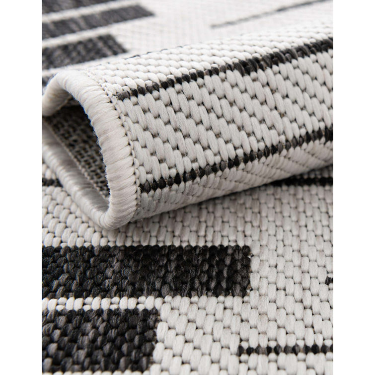 Unique Loom Black/White Indoor/Outdoor Rug | Wayfair
