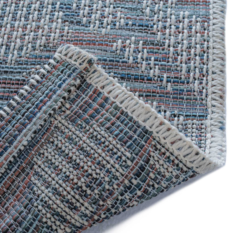 Damask Indoor / Outdoor Rug, Rectangle 3'11" x 5'6"