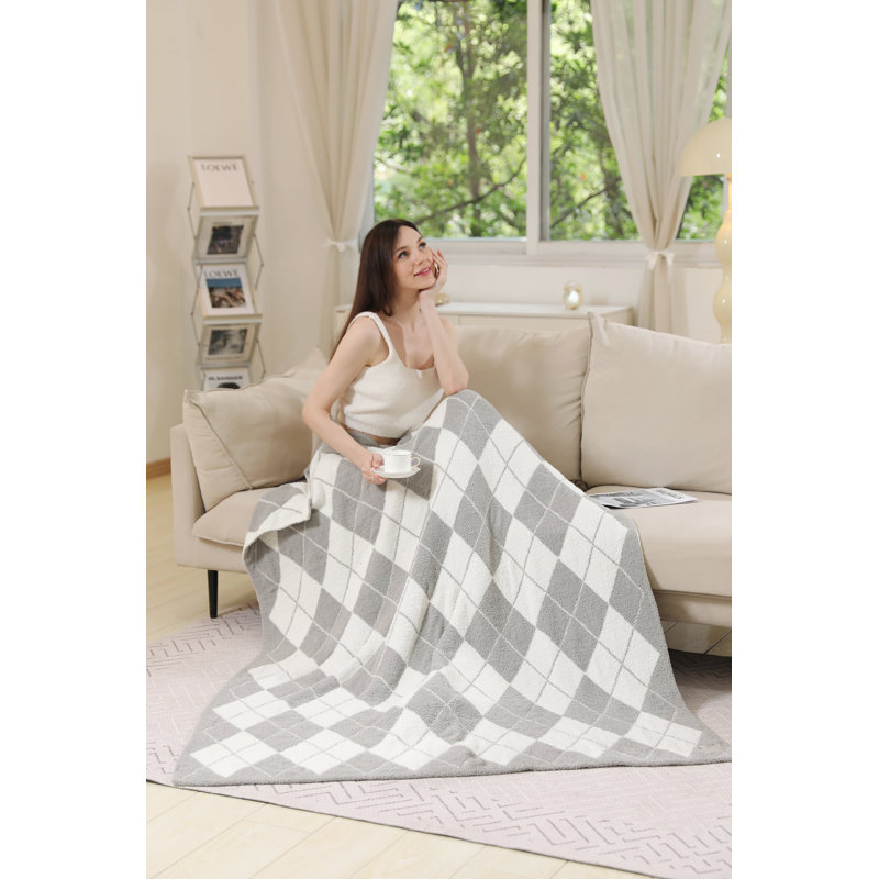 Argyle Pattern Luxury Soft Throw Blanket, Gray