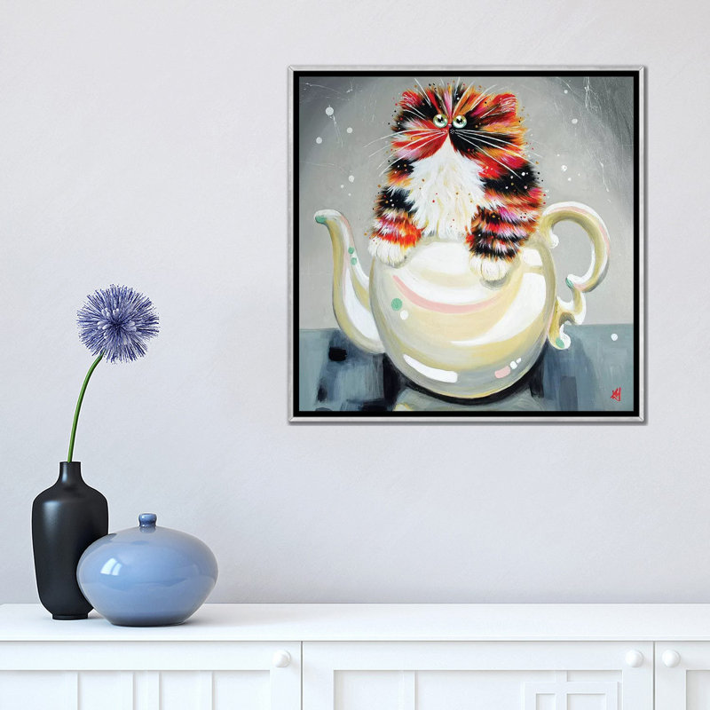 Oolong par Kim Haskins - reproduction d'art, H 18 po x l 18 po x 1,5 po, Silver Framed, Pas de tapis
