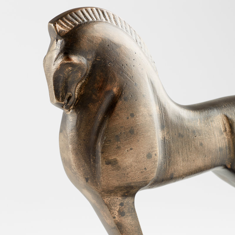 Sinon Figurines & Sculptures