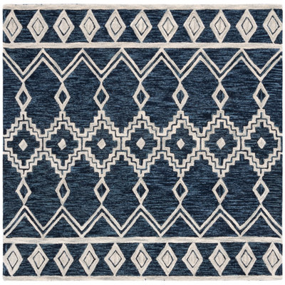 Abbigaile Hand Tufted Wool Southwestern Rug